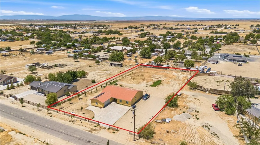 9285 E Avenue Q14 Littlerock, CA 93543