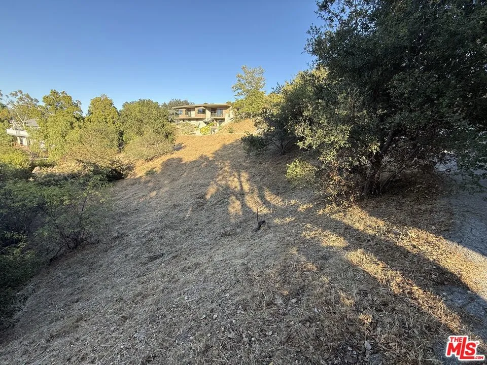 Medley Lane Topanga, CA 90290