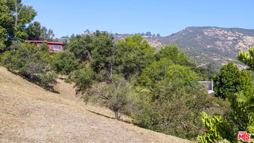 Medley Lane Topanga, CA 90290