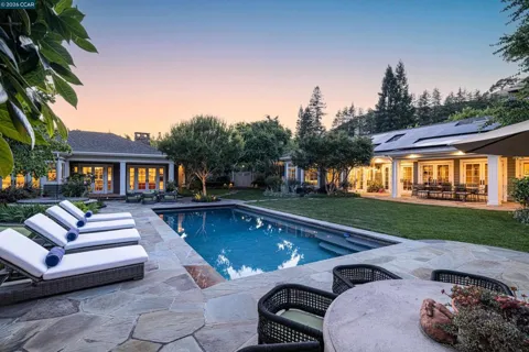 3937 Happy Valley Rd.