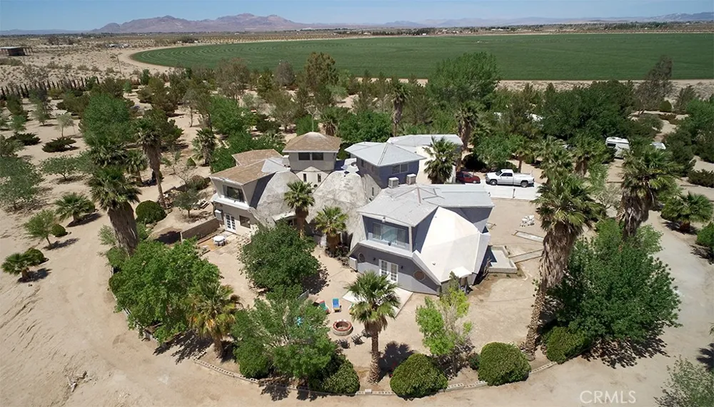 45985 Cottonwood Road Newberry Springs, CA 92365