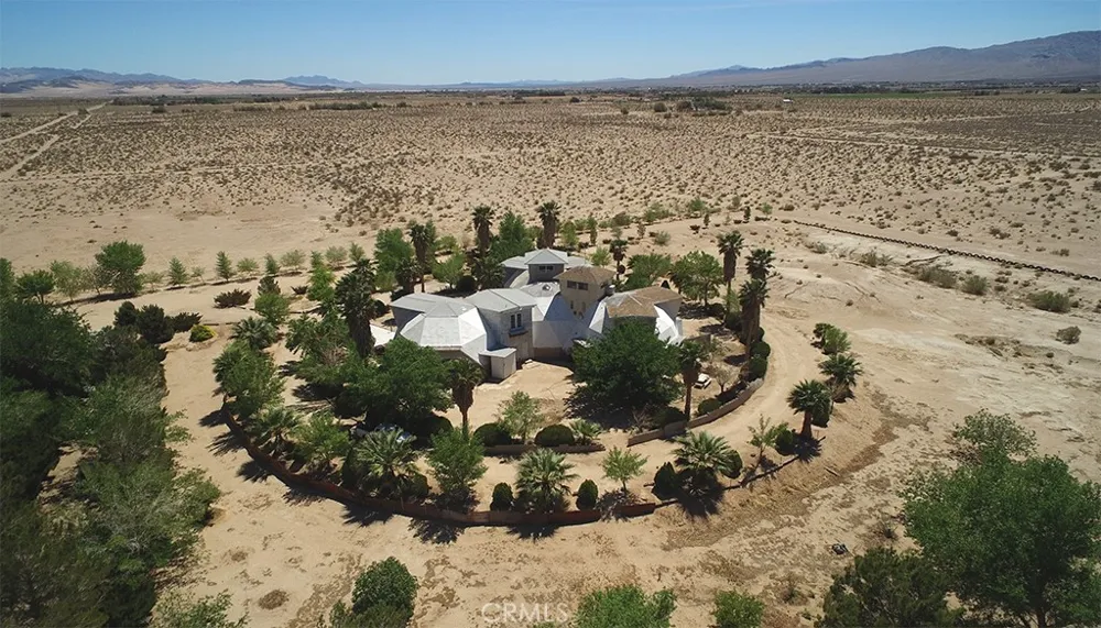 45985 Cottonwood Road Newberry Springs, CA 92365