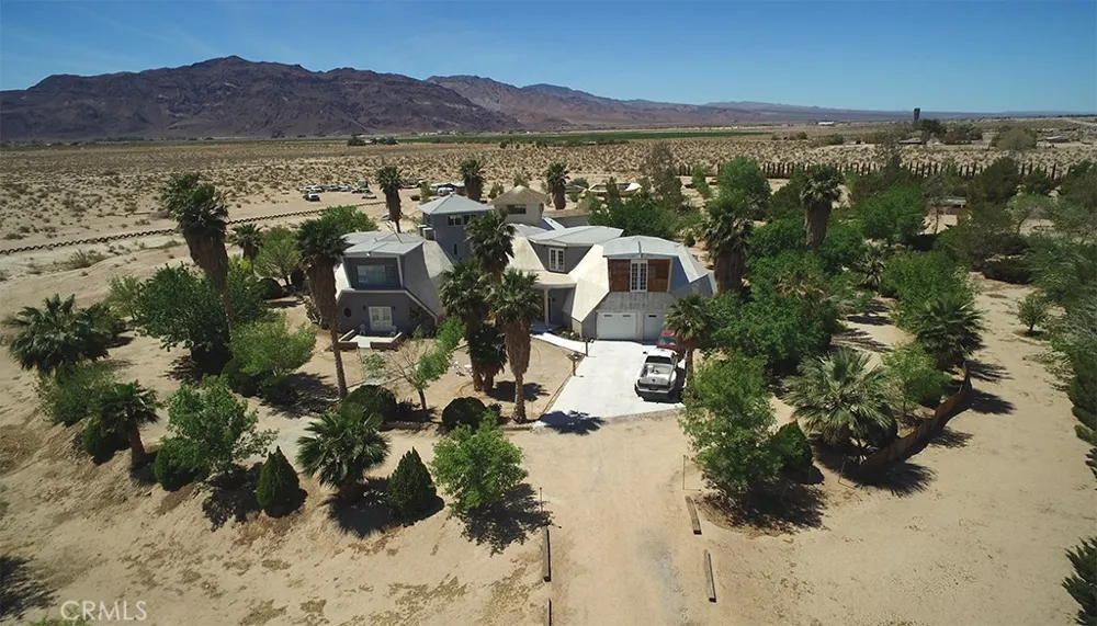 45985 Cottonwood Road Newberry Springs, CA 92365