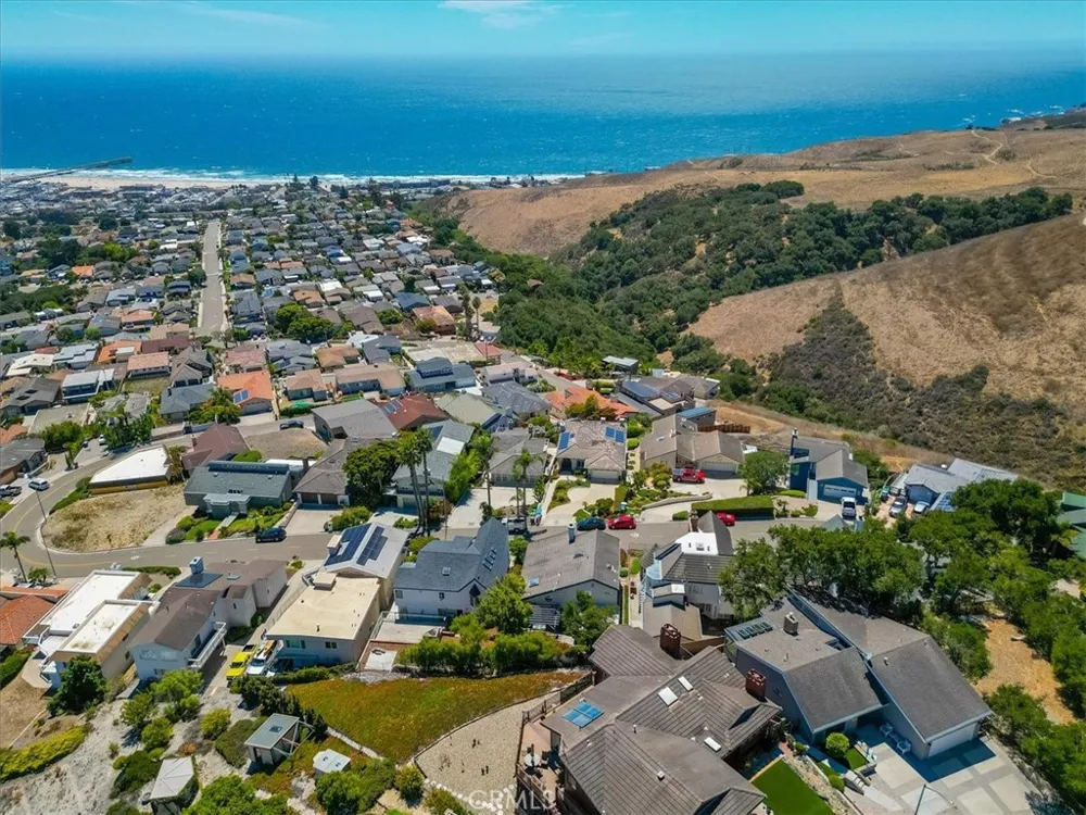 1174 Longview Avenue Pismo Beach, CA 93449