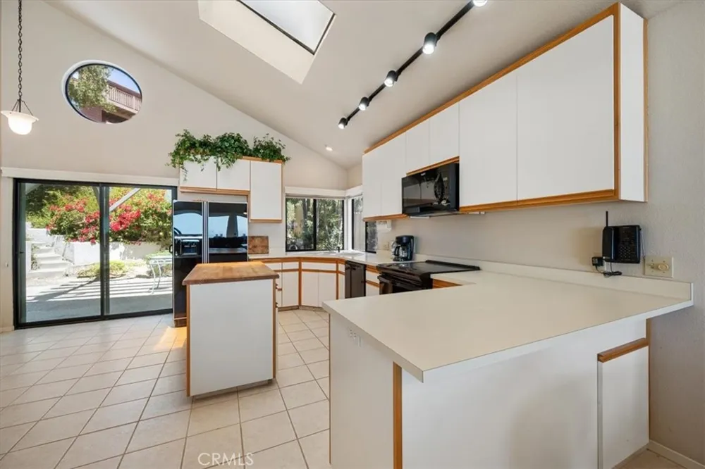 1174 Longview Avenue Pismo Beach, CA 93449