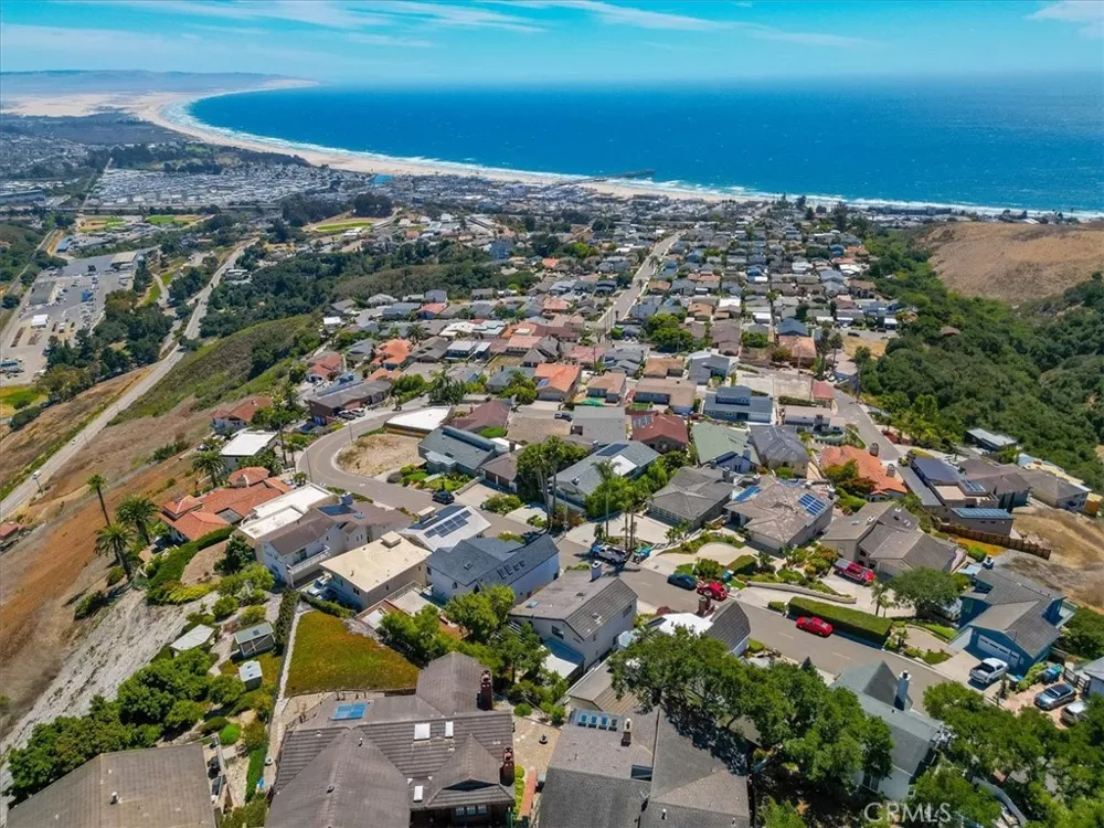 1174 Longview Avenue Pismo Beach, CA 93449