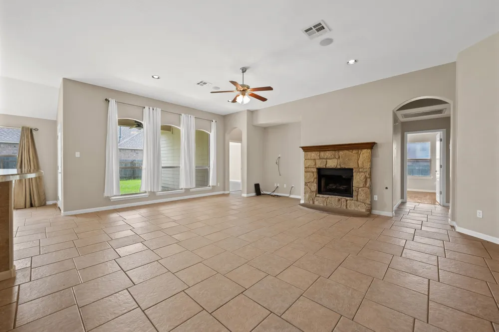 20101 Chayton Circle Pflugerville, TX 78660