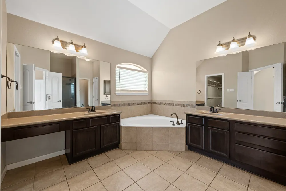 20101 Chayton Circle Pflugerville, TX 78660