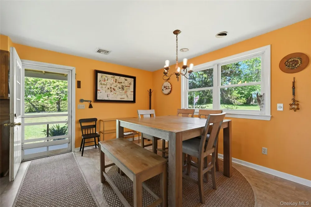295 Jackson Street New Suffolk, NY 11956