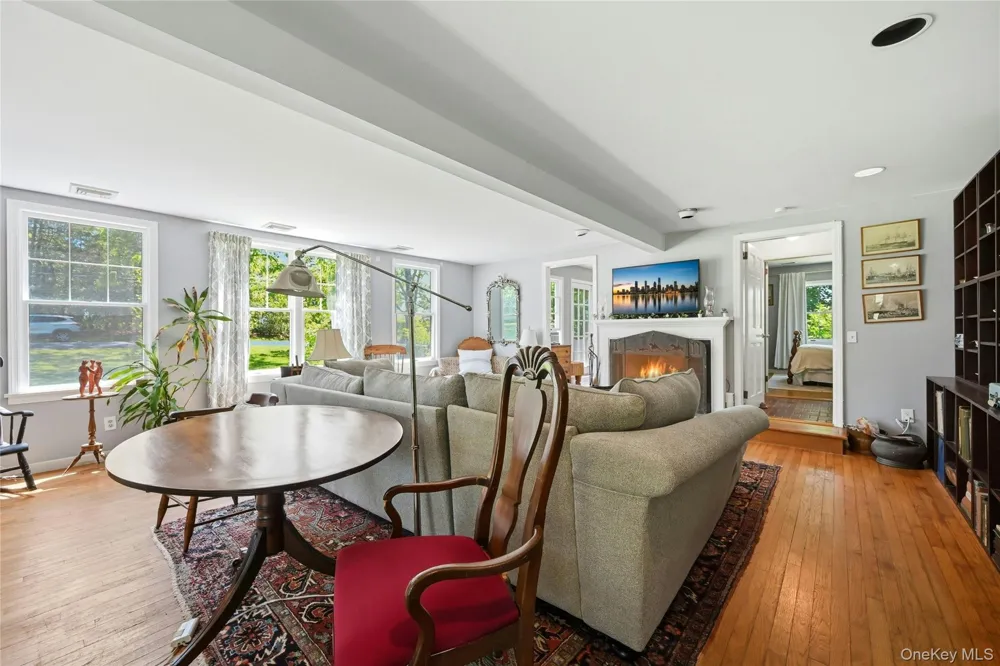 295 Jackson Street New Suffolk, NY 11956