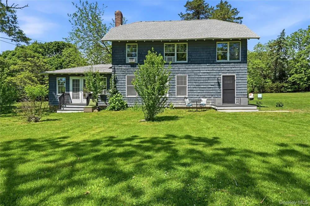295 Jackson Street New Suffolk, NY 11956