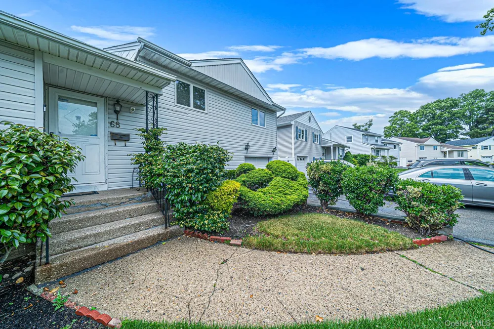 68 Myles Avenue Levittown, NY 11756