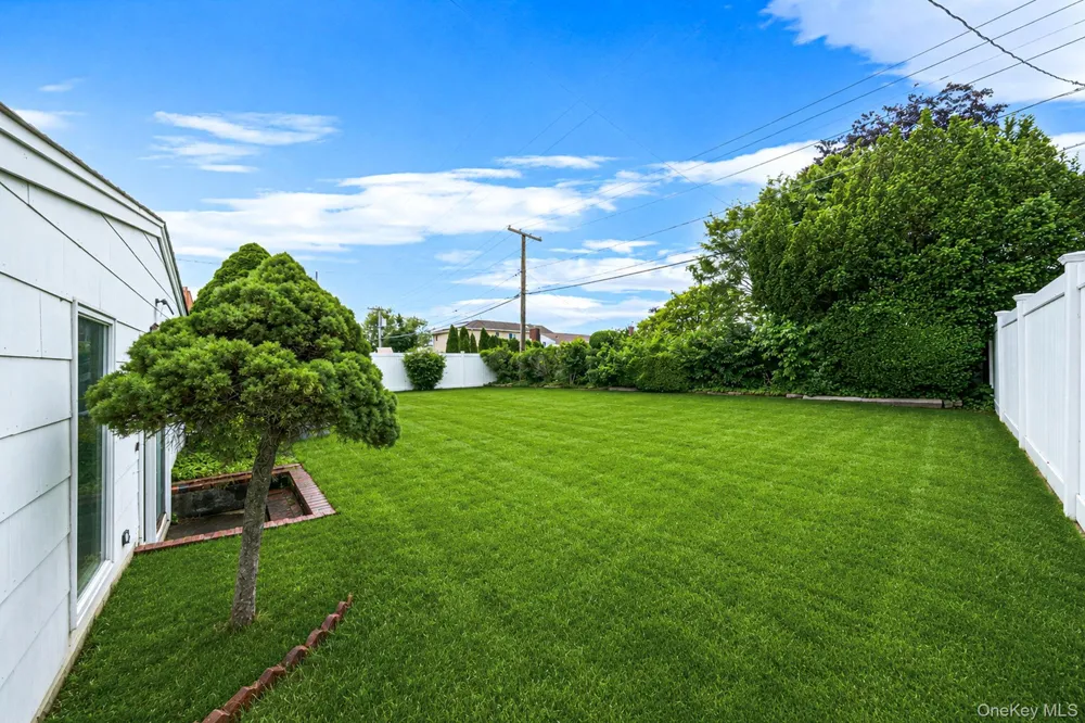 68 Myles Avenue Levittown, NY 11756