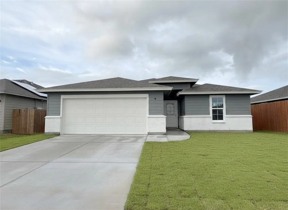 9121 Neena Drive Corpus Christi, TX 78410