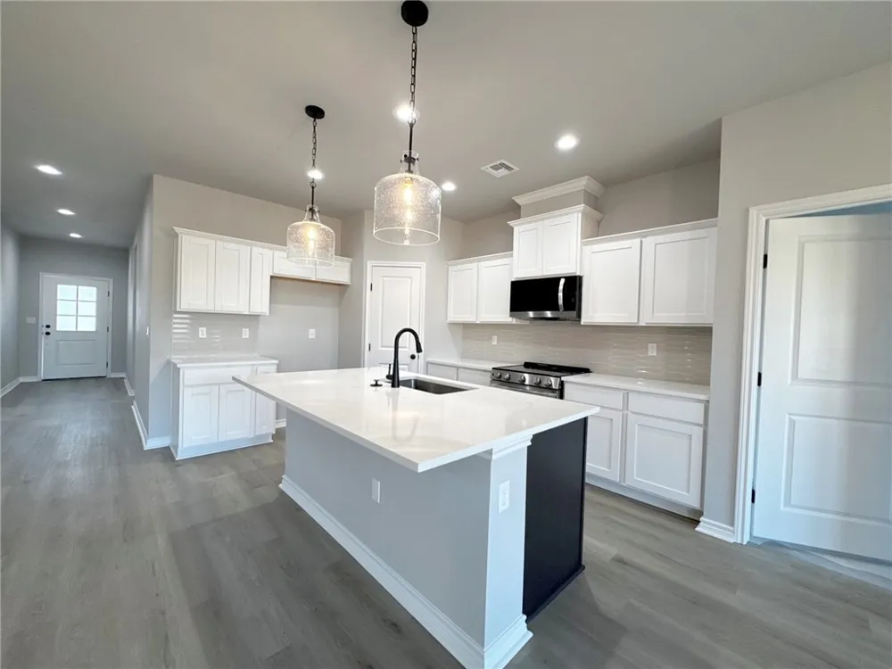 9121 Neena Drive Corpus Christi, TX 78410