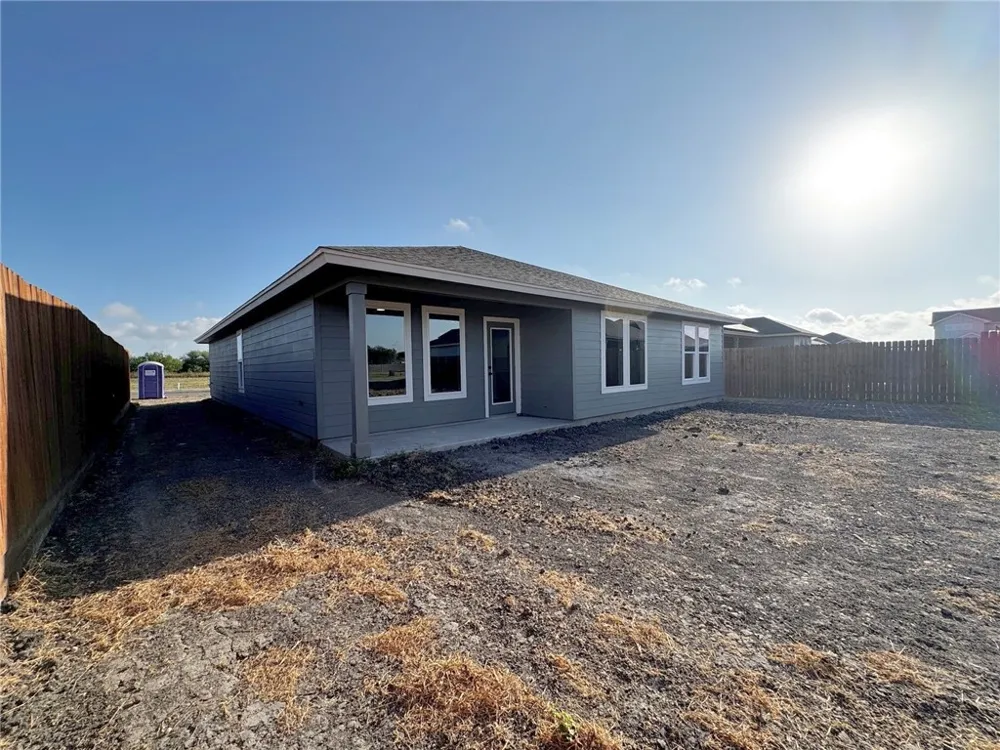 9121 Neena Drive Corpus Christi, TX 78410