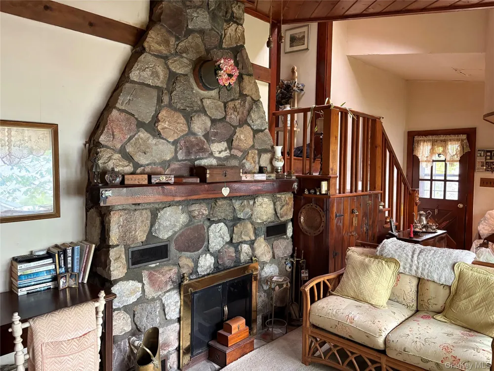 11 Rocky Trail Greenwood Lake, NY 10925