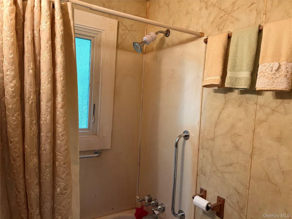 11 Rocky Trail Greenwood Lake, NY 10925