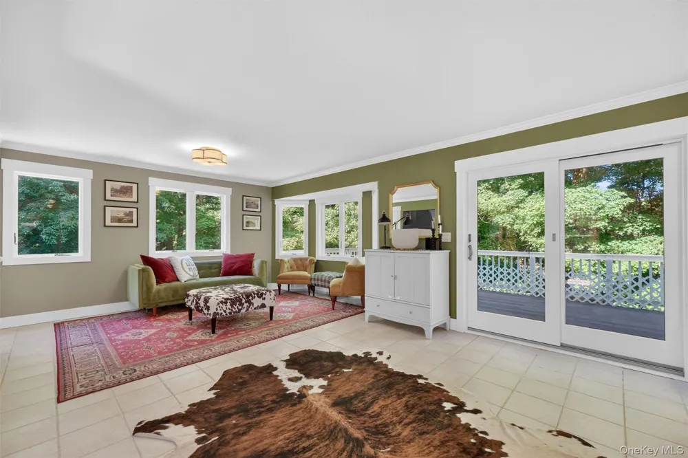 11 Arbutus Street Putnam Valley, NY 10579