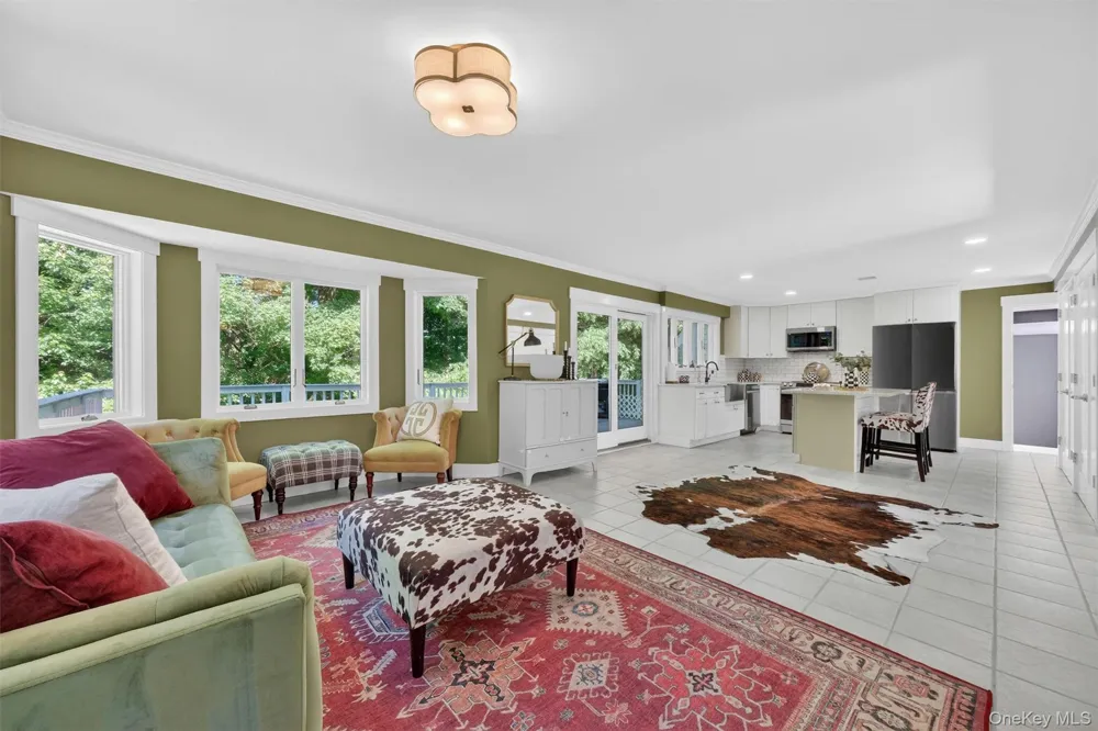11 Arbutus Street Putnam Valley, NY 10579