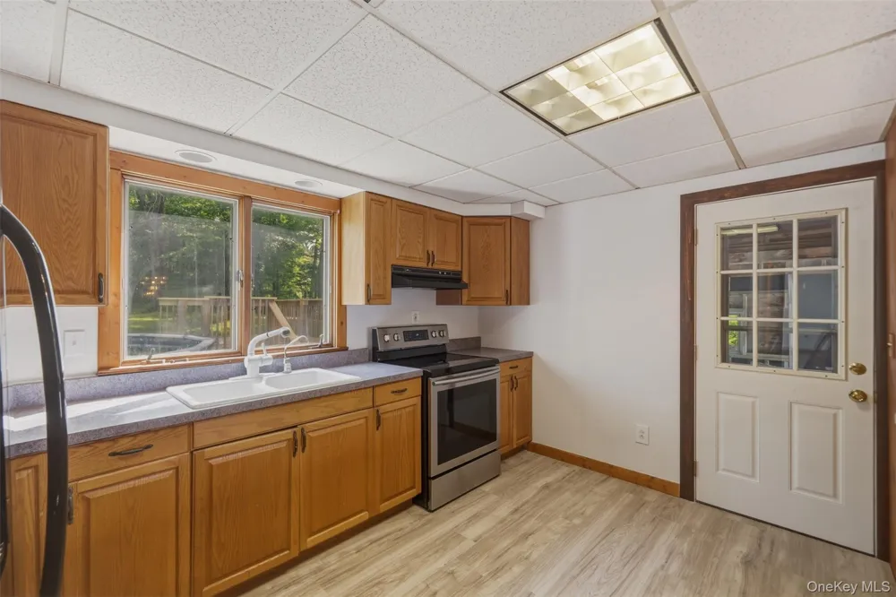2 Enderkill Drive Staatsburg, NY 12580