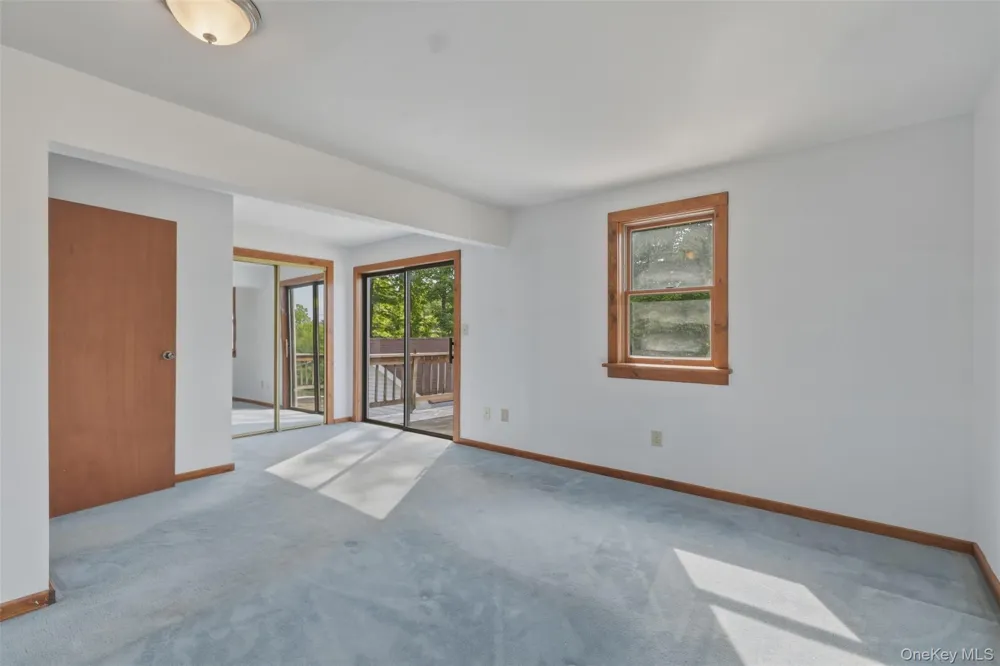 2 Enderkill Drive Staatsburg, NY 12580
