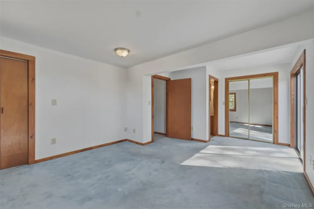 2 Enderkill Drive Staatsburg, NY 12580