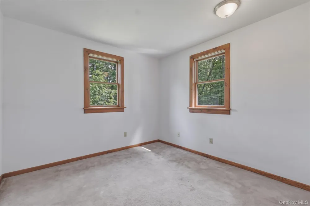 2 Enderkill Drive Staatsburg, NY 12580