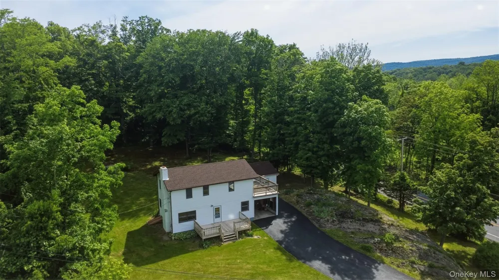 2 Enderkill Drive Staatsburg, NY 12580
