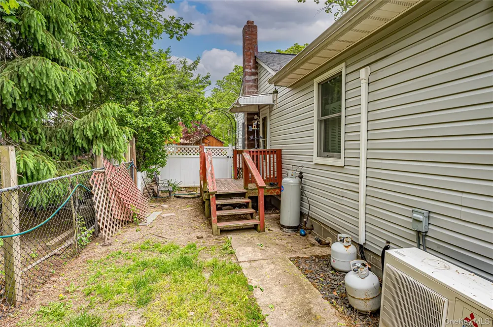 122 Church Drive Mastic Beach, NY 11951