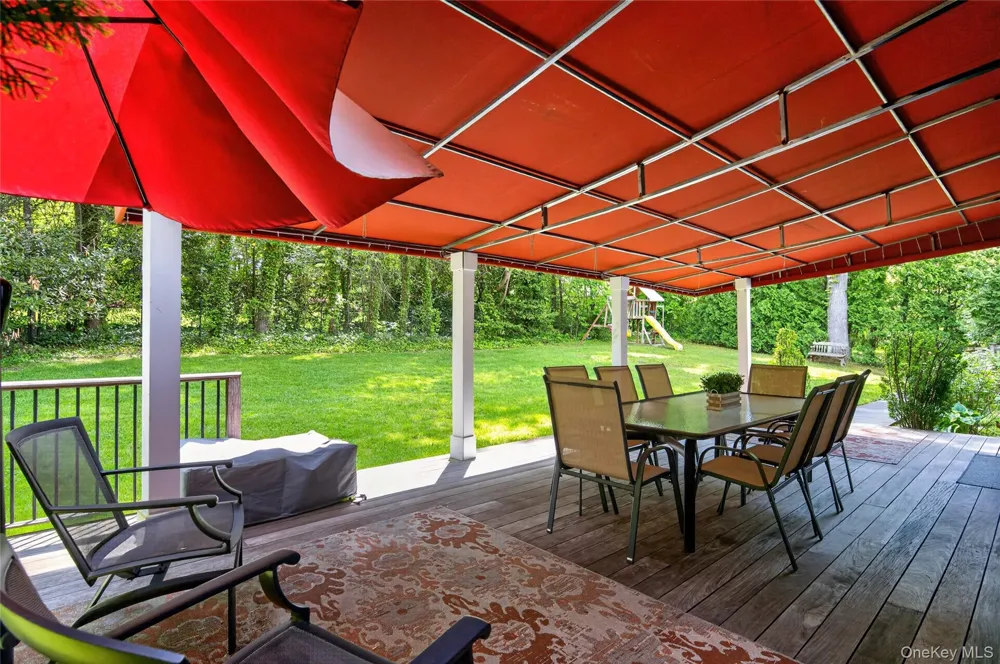 112 The Intervale Roslyn Estates, NY 11576
