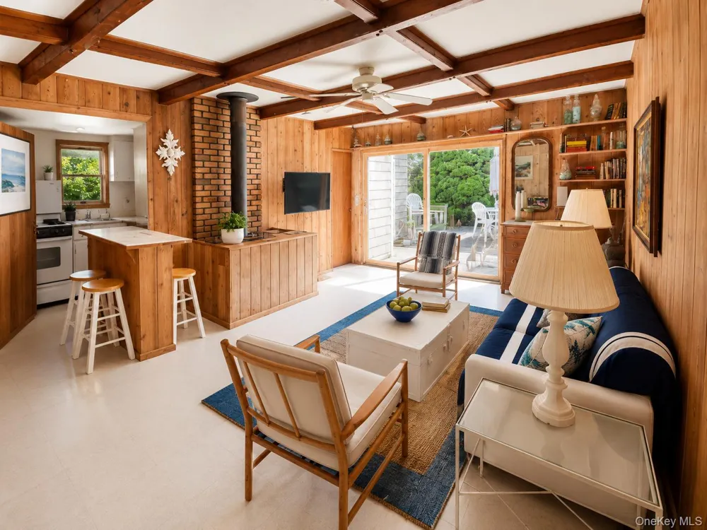 236 Sea Walk Cherry Grove, NY 11782