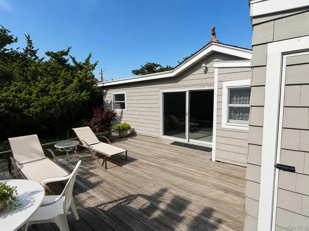 236 Sea Walk Cherry Grove, NY 11782