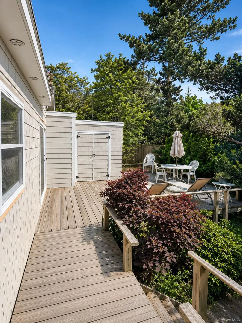 236 Sea Walk Cherry Grove, NY 11782