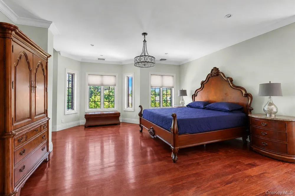 138-15 13th Avenue Malba, NY 11357