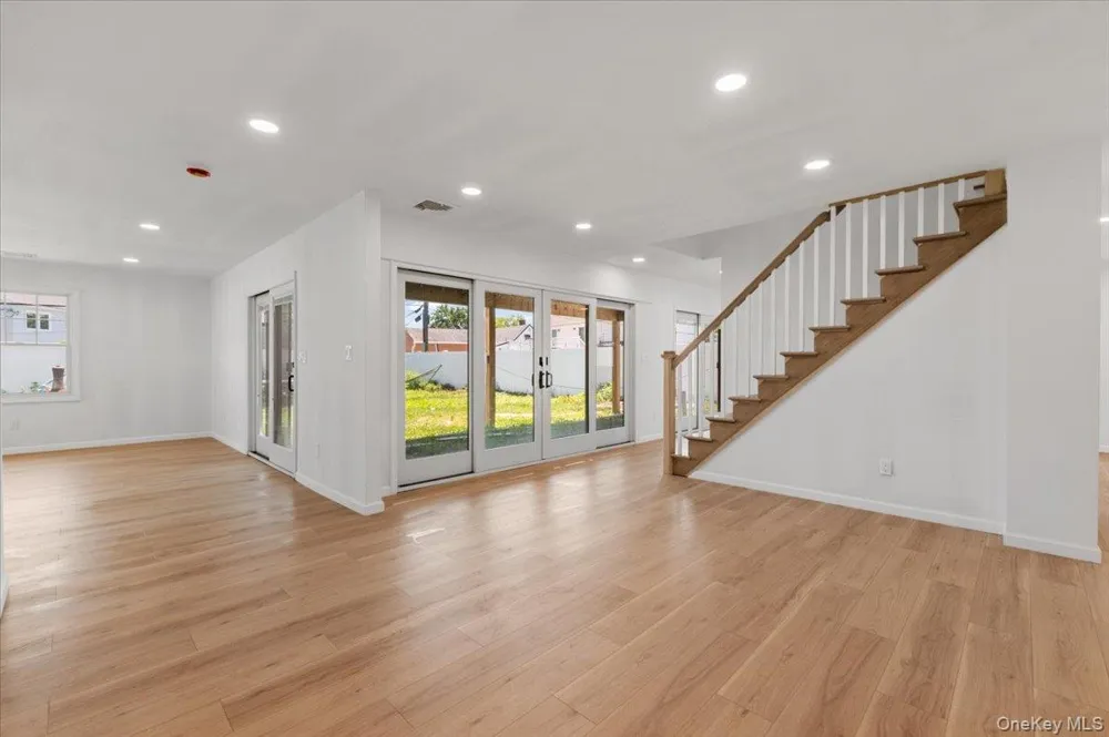 119 Sprucewood Drive Levittown, NY 11756