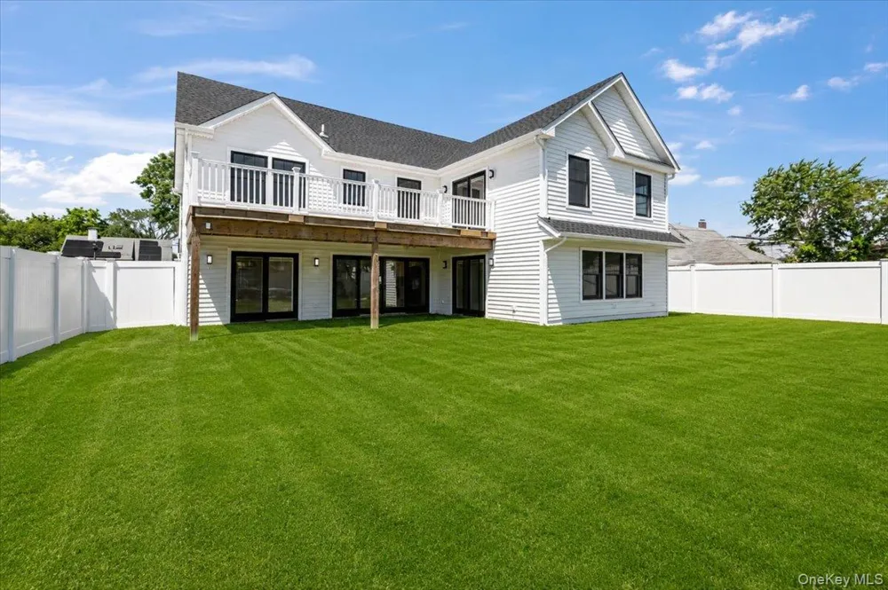 119 Sprucewood Drive Levittown, NY 11756