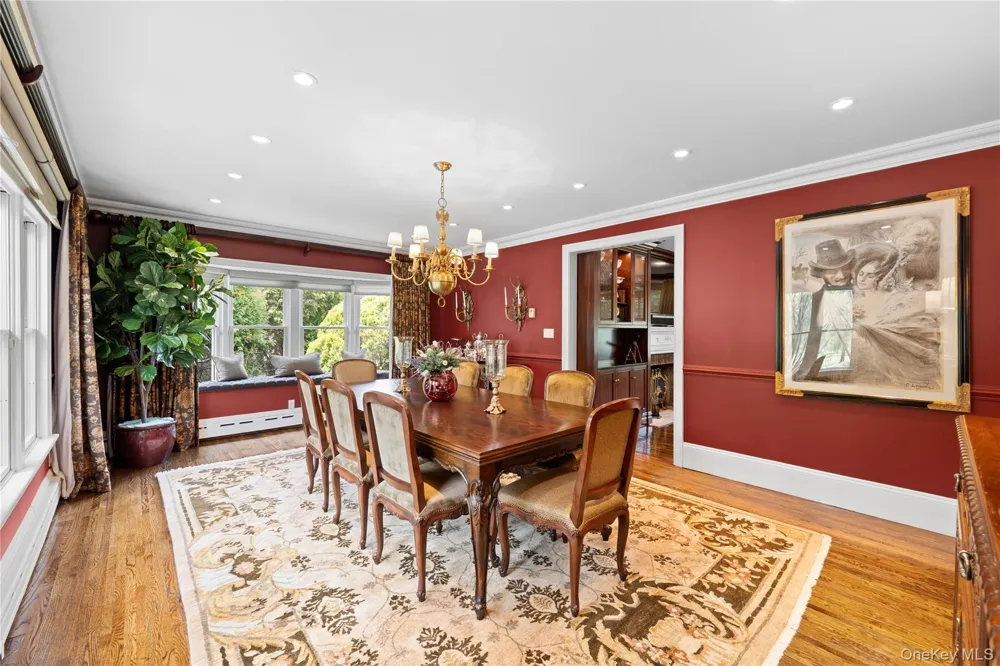 11 Hickory Road Woodsburgh, NY 11598