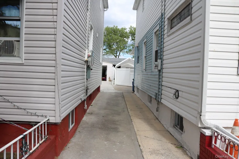 12927 135th Place South Ozone Park, NY 11420