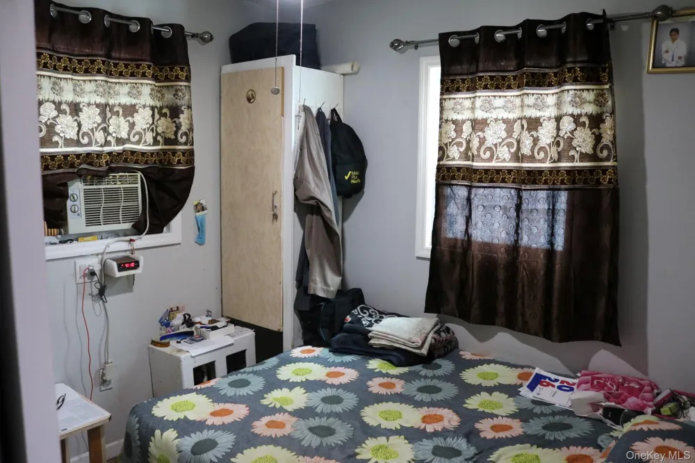 12927 135th Place South Ozone Park, NY 11420