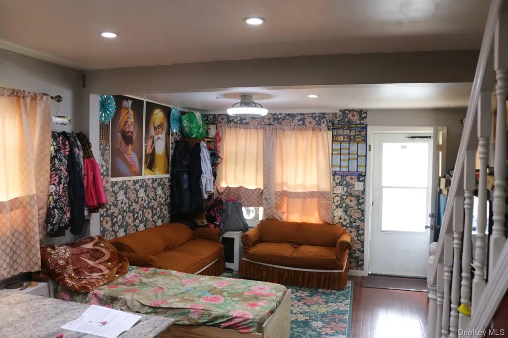 12927 135th Place South Ozone Park, NY 11420