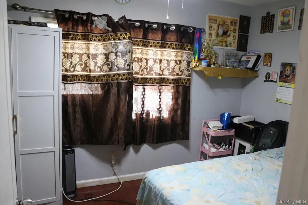 12927 135th Place South Ozone Park, NY 11420