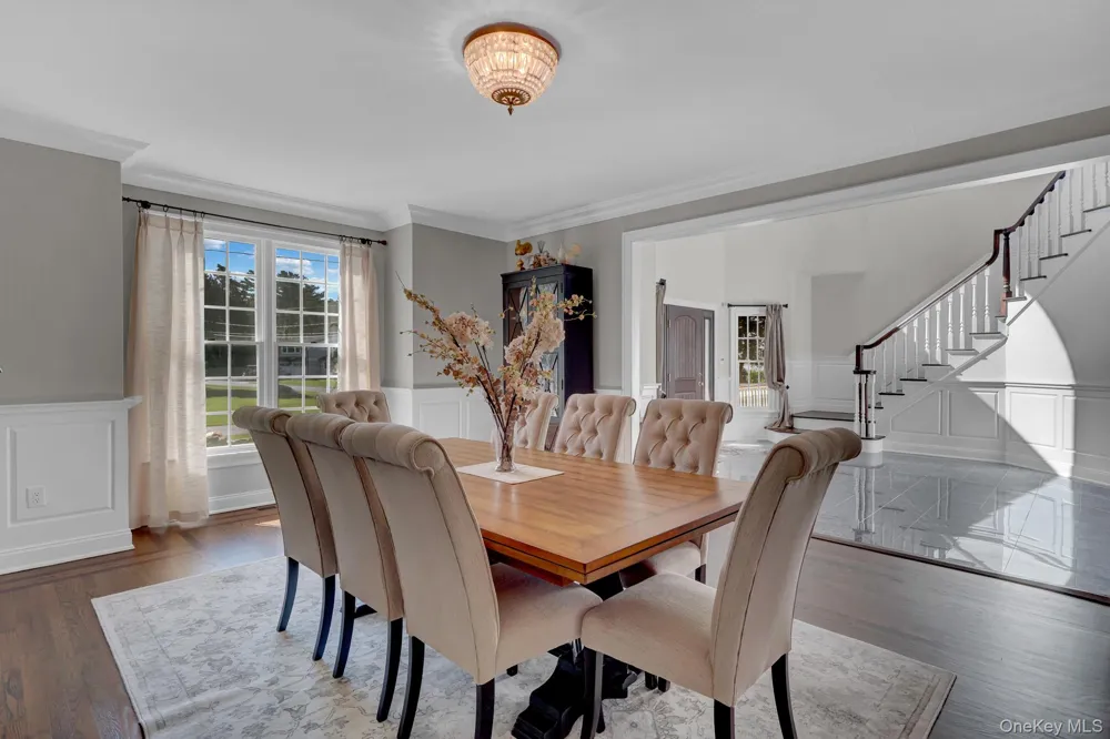 18 Cedar Lane Setauket, NY 11733