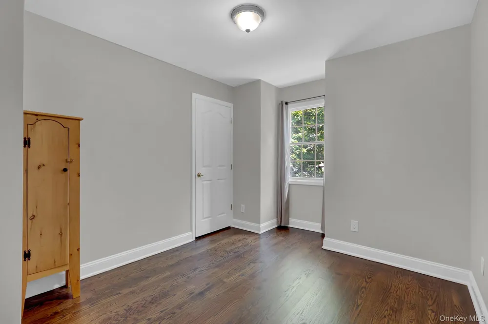 18 Cedar Lane Setauket, NY 11733