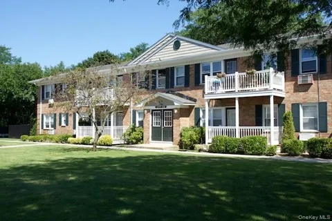 1355 Roanoke Avenue #7g
