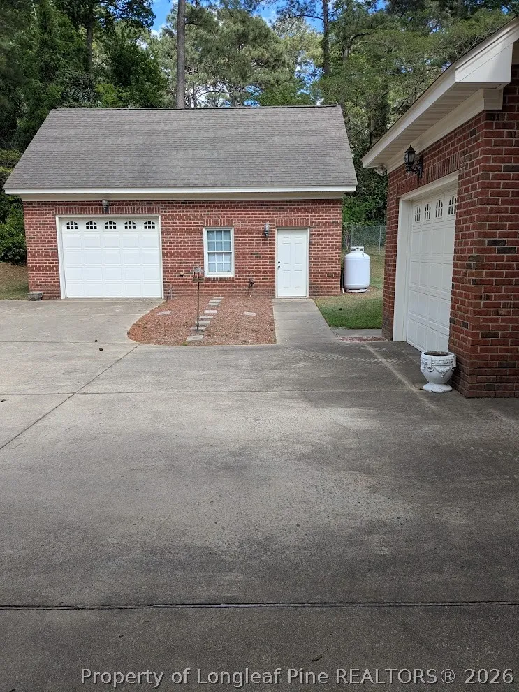 3647 Lakeshore Drive Hope Mills, NC 28348