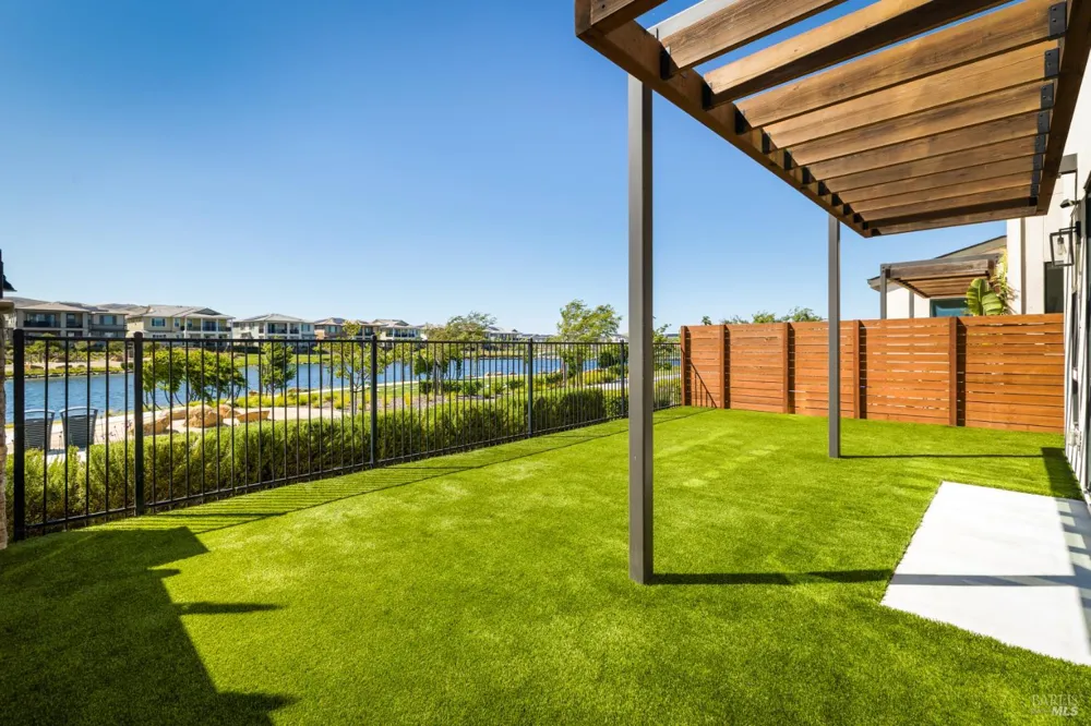 2409 Waterside Drive Fairfield, CA 94533