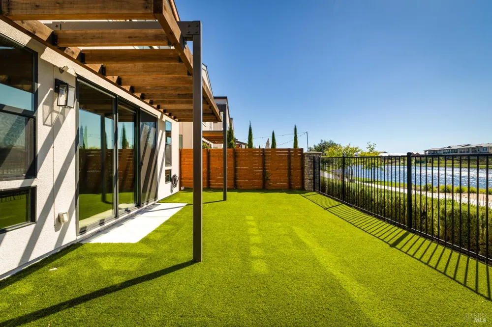 2409 Waterside Drive Fairfield, CA 94533