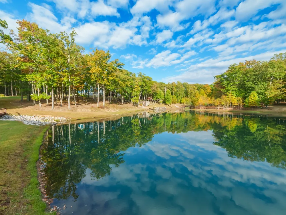 303 N Lake Dr Altamont, TN 37301