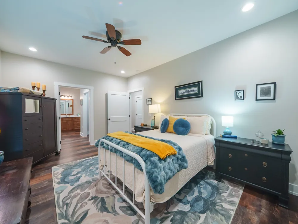 303 N Lake Dr Altamont, TN 37301